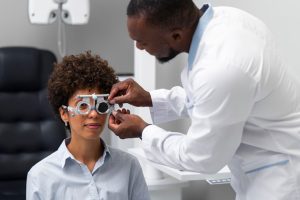 Regular eye exams are essential for maintaining optimal eye health and early detection of potential vision problems. Discover the key benefits of scheduling your routine eye check-ups today!